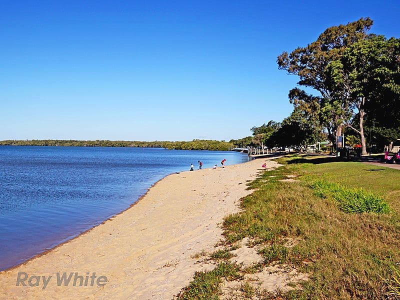27 Kooyalee Street, Deception Bay QLD 4508, Deception Bay - Thumbnail 4