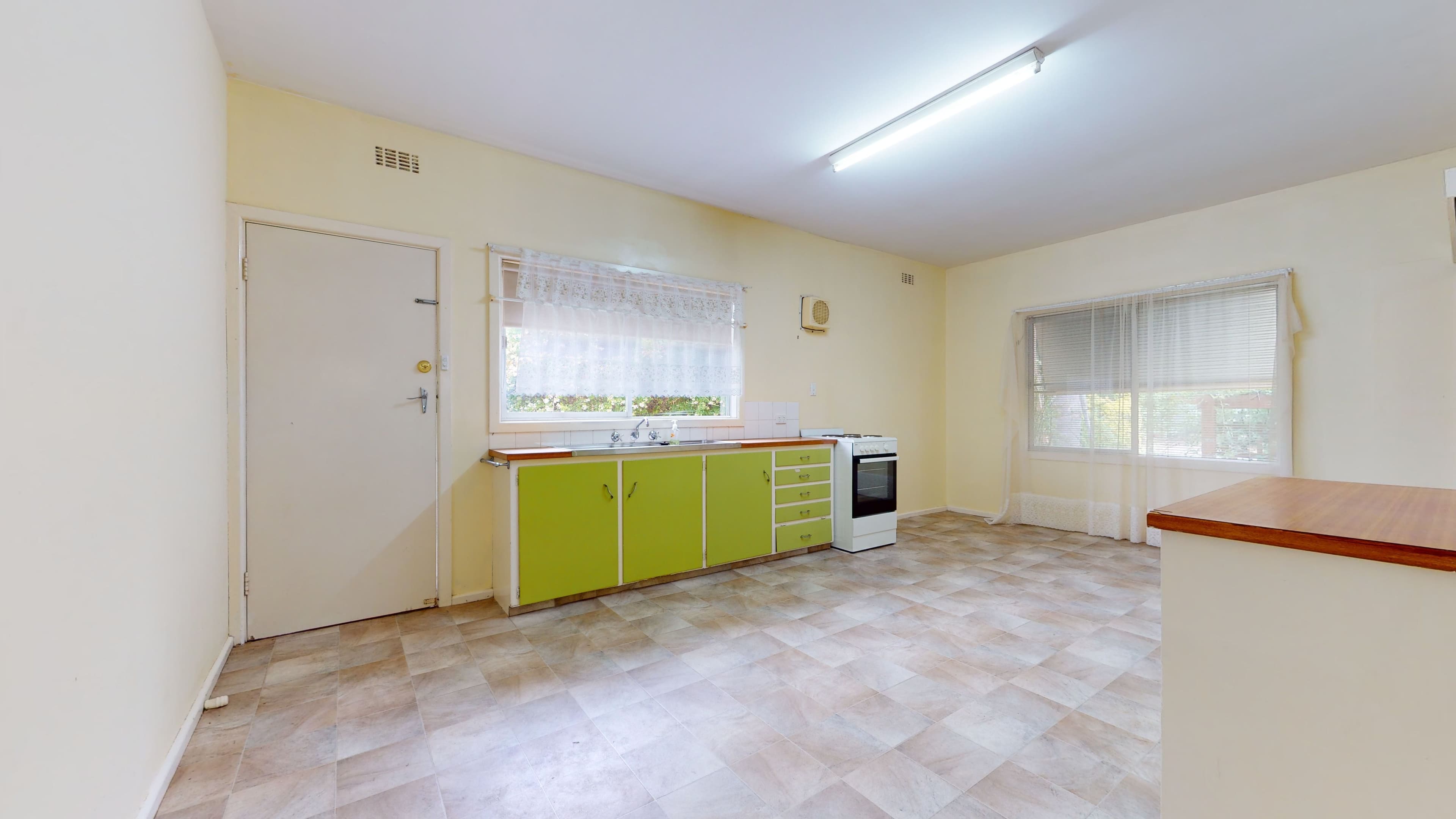 8 Gilbert Street, Dubbo NSW 2830, Dubbo - Thumbnail 3