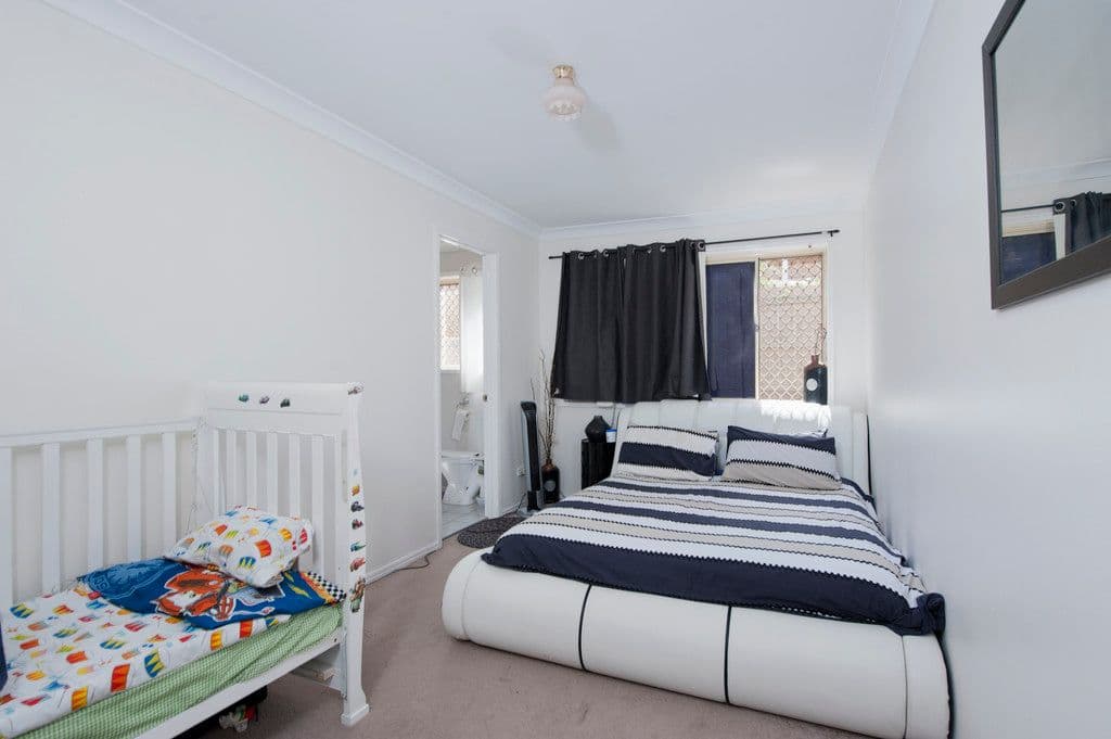 13 Fernwyn Street, CALAMVALE QLD 4116, Calamvale - Thumbnail 6
