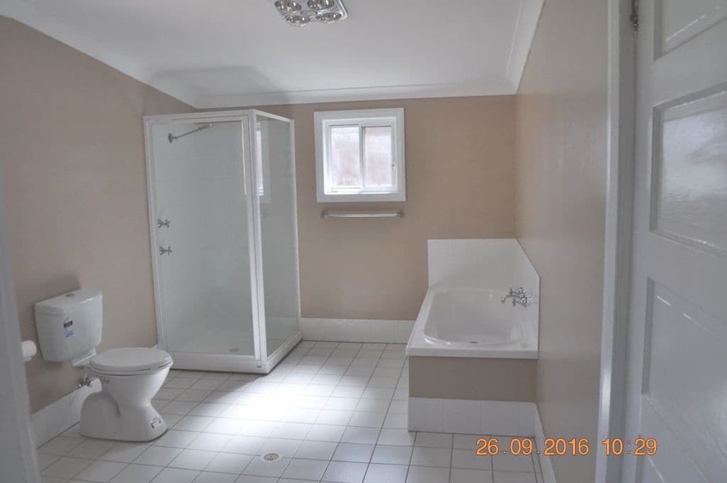 59 Murray Street, Cootamundra - Thumbnail 3