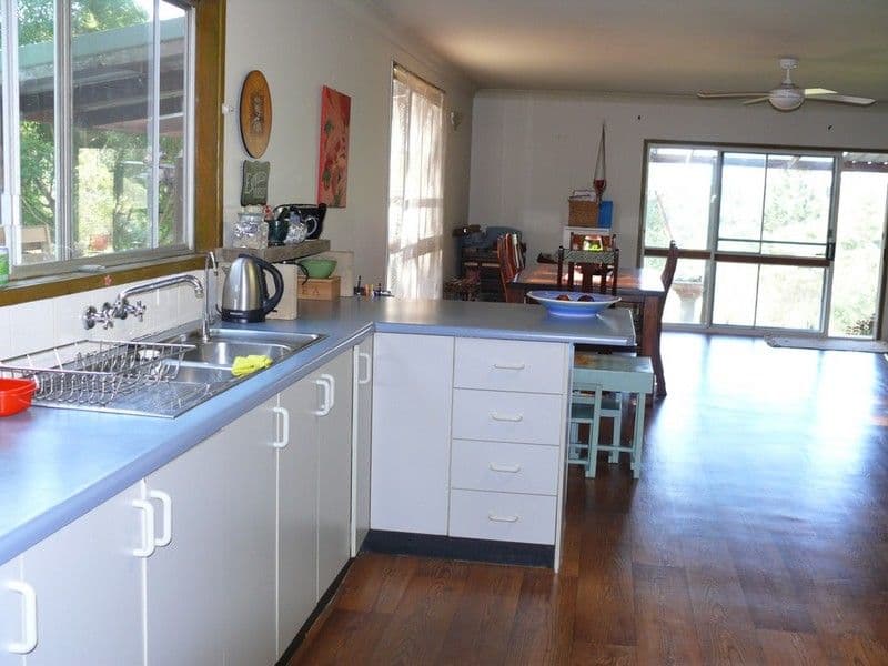 421 Ruffles Road, WILLOW VALE QLD 4209, Willow Vale - Thumbnail 5
