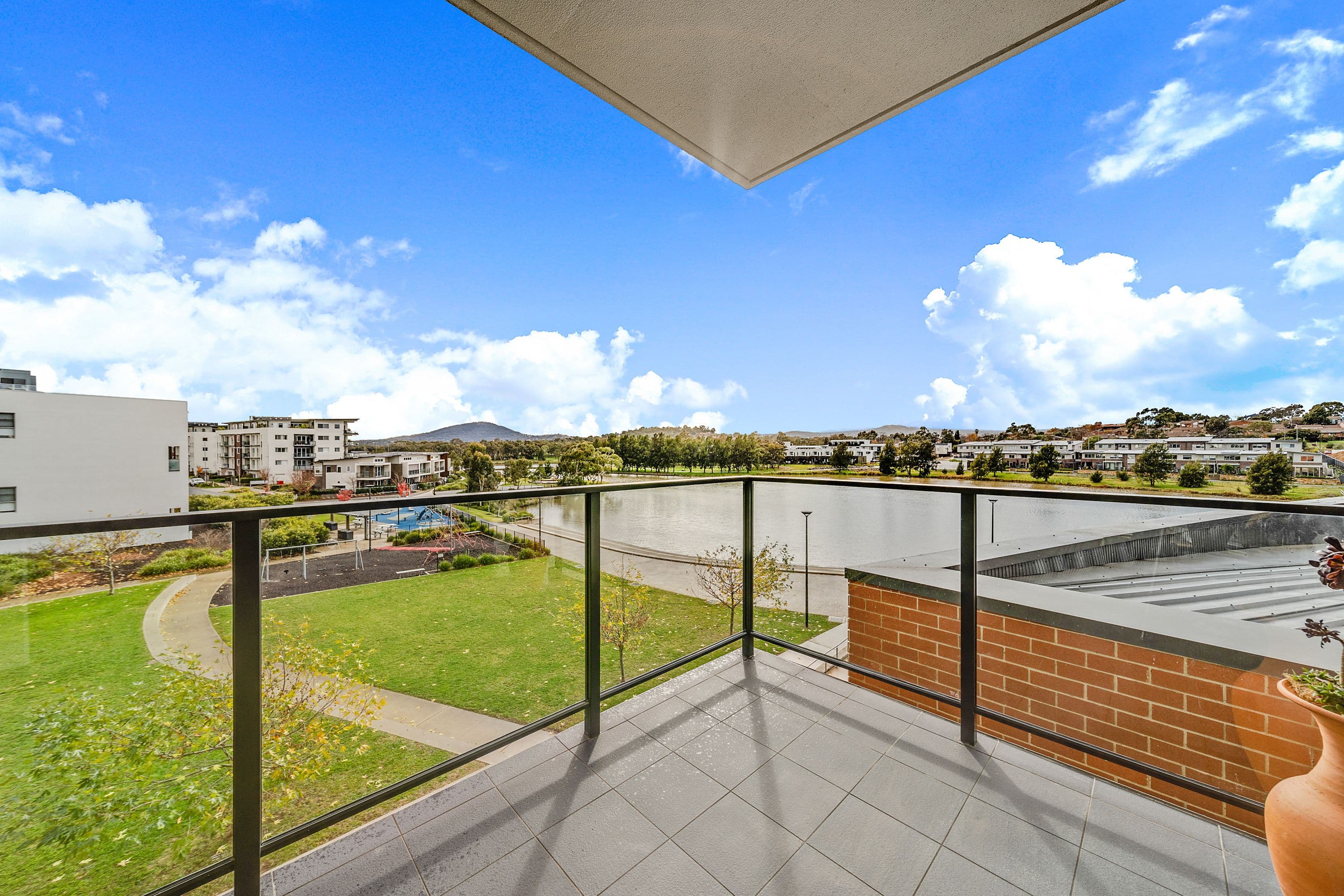 5 Cynthea Teague Crescent, Greenway ACT 2900, Greenway - Thumbnail 3