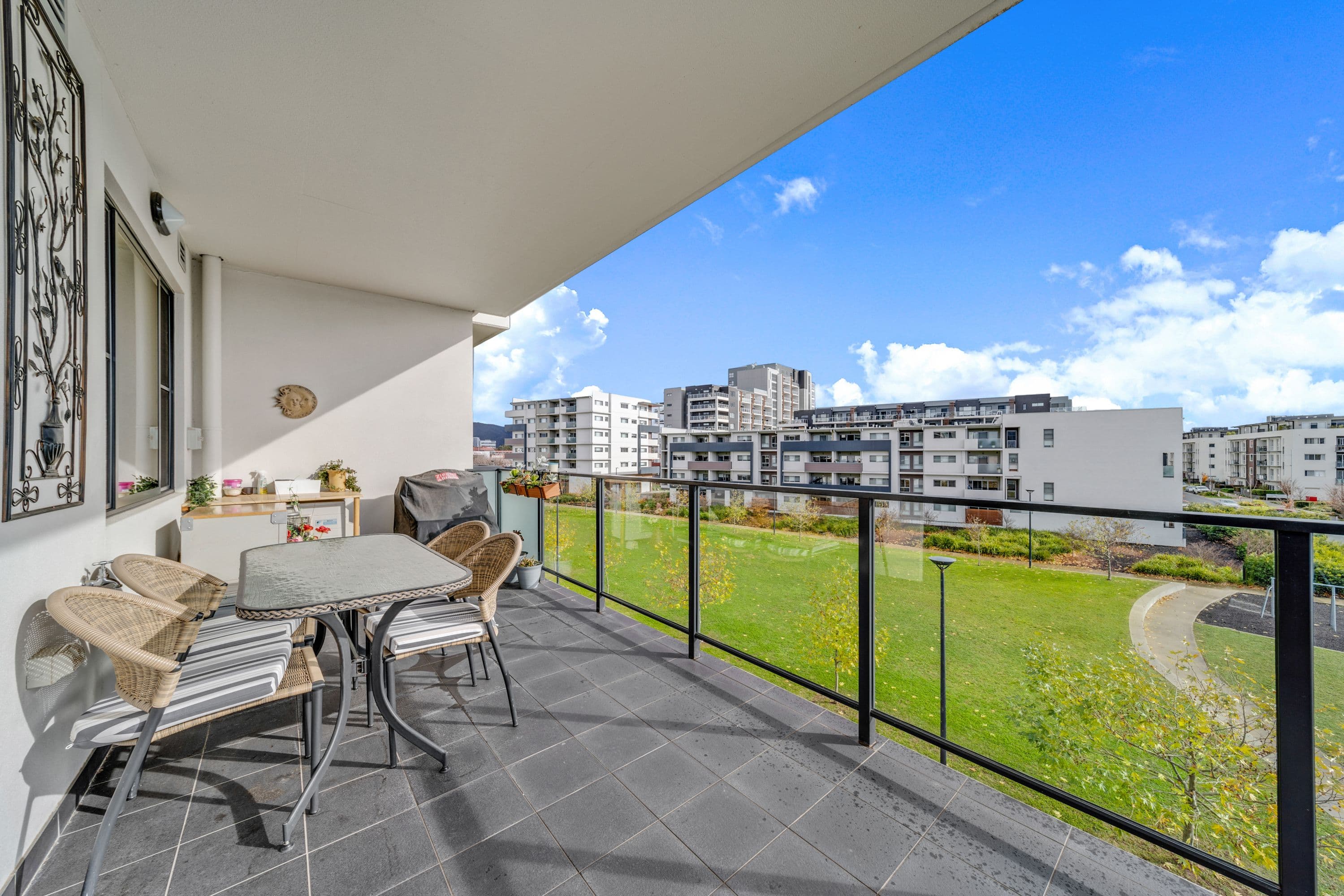 5 Cynthea Teague Crescent, Greenway ACT 2900, Greenway - Thumbnail 4
