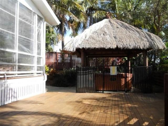 10 Lyn Court, BEACONSFIELD QLD 4740, Beaconsfield - Thumbnail 3