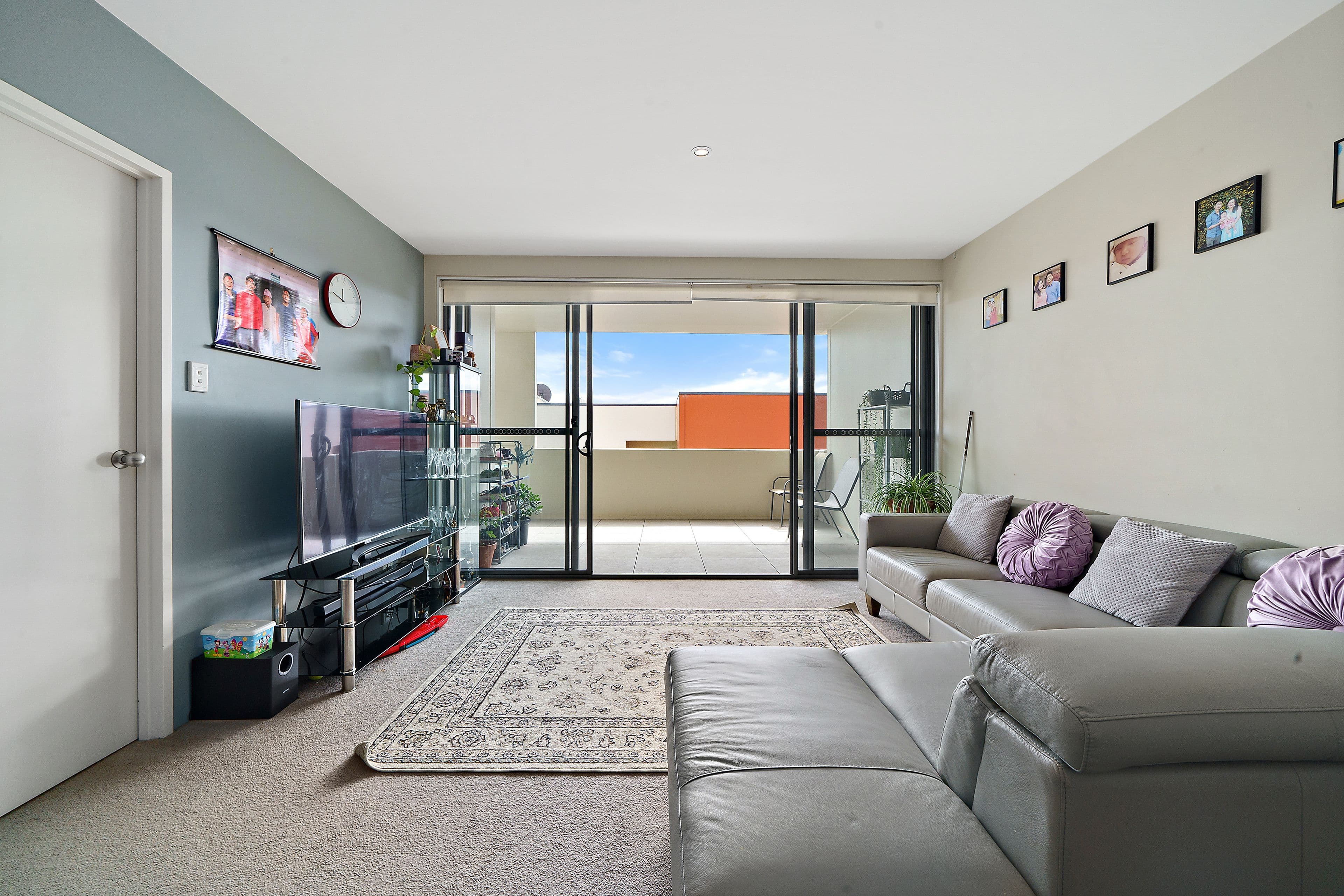 17 Uriarra Road, Queanbeyan NSW 2620, Queanbeyan - Image 1