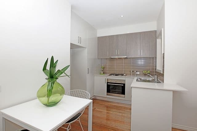 65 Whitelaw Street, RESERVOIR VIC 3073, Reservoir - Thumbnail 3