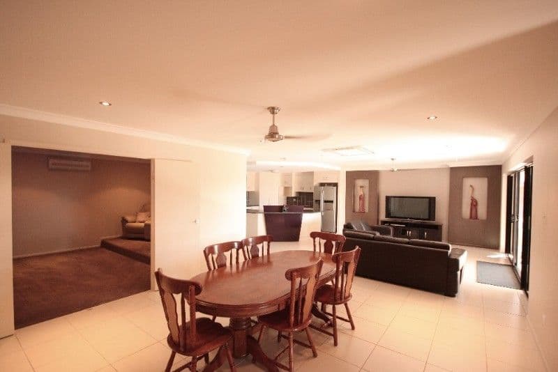 33 Brooksfield Drive, SARINA BEACH QLD 4737, Sarina Beach - Thumbnail 3