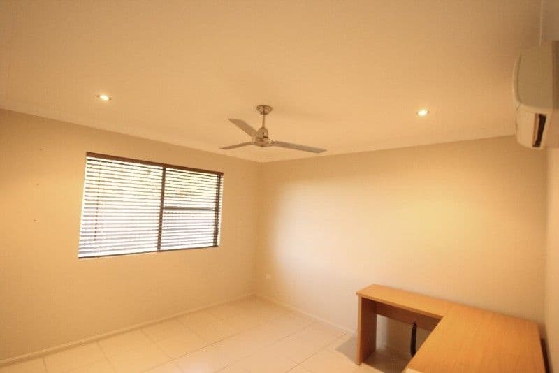 33 Brooksfield Drive, SARINA BEACH QLD 4737, Sarina Beach - Thumbnail 5