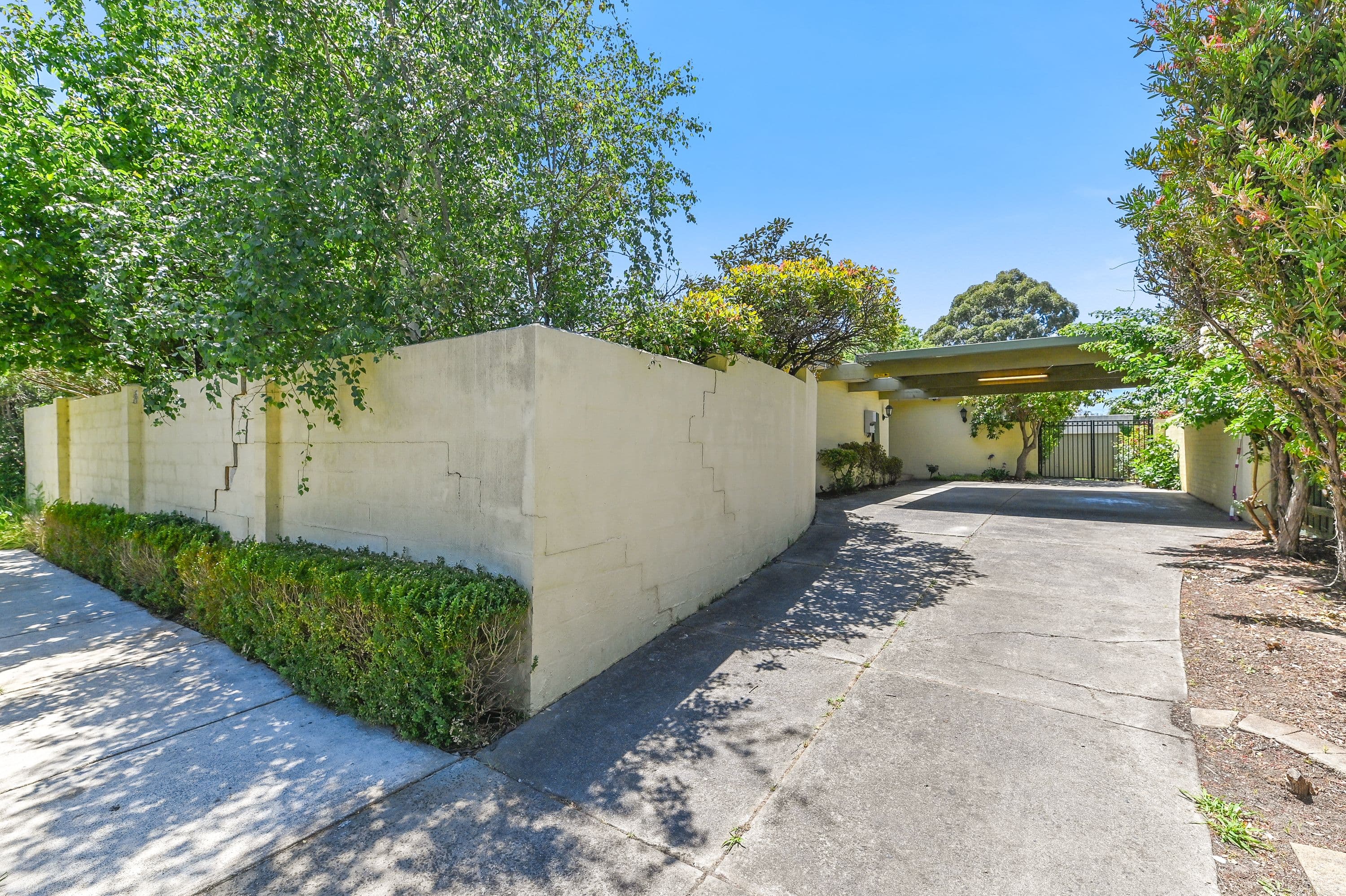 43 Annandale Crescent, Glen Waverley VIC 3150, Glen Waverley - Thumbnail 3