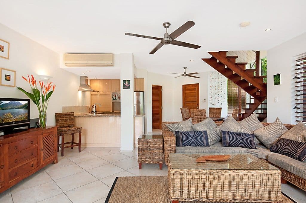 13 Andrews Close, PORT DOUGLAS QLD 4877, Port Douglas - Thumbnail 3