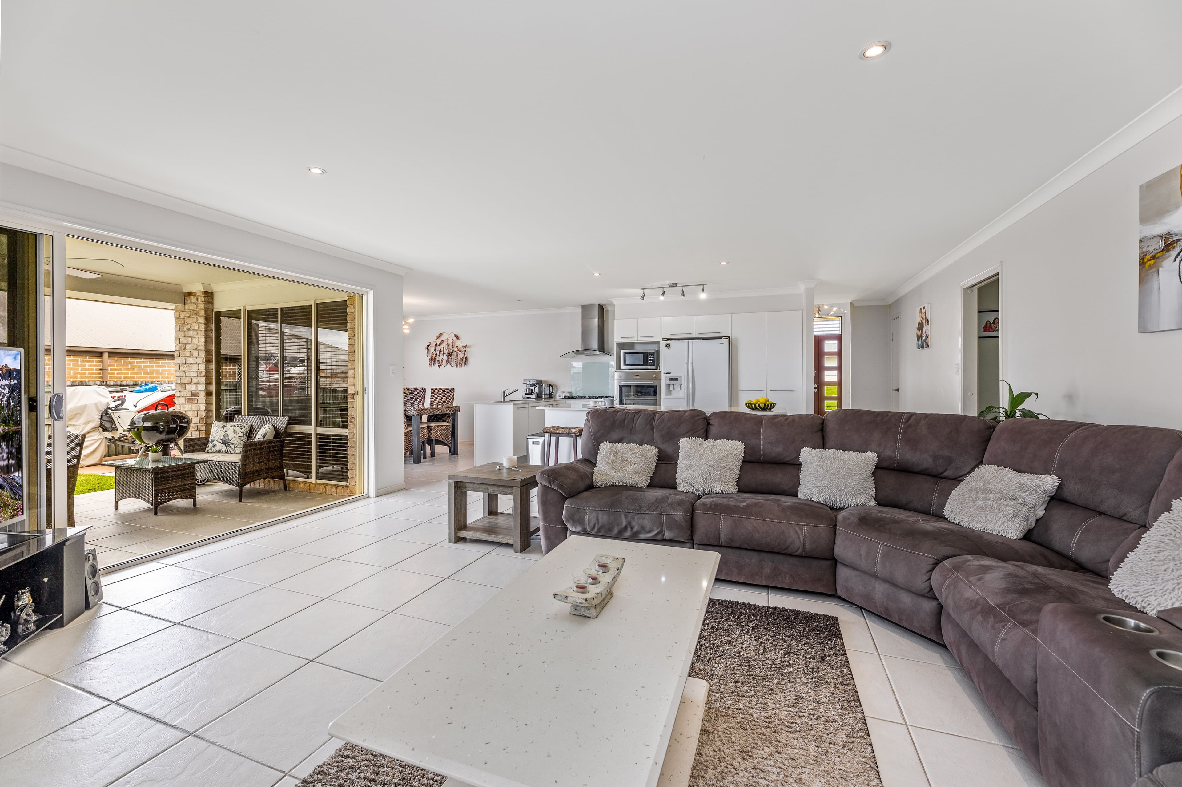 16 Kingsley Court, Little Mountain QLD 4551, Little Mountain - Thumbnail 6