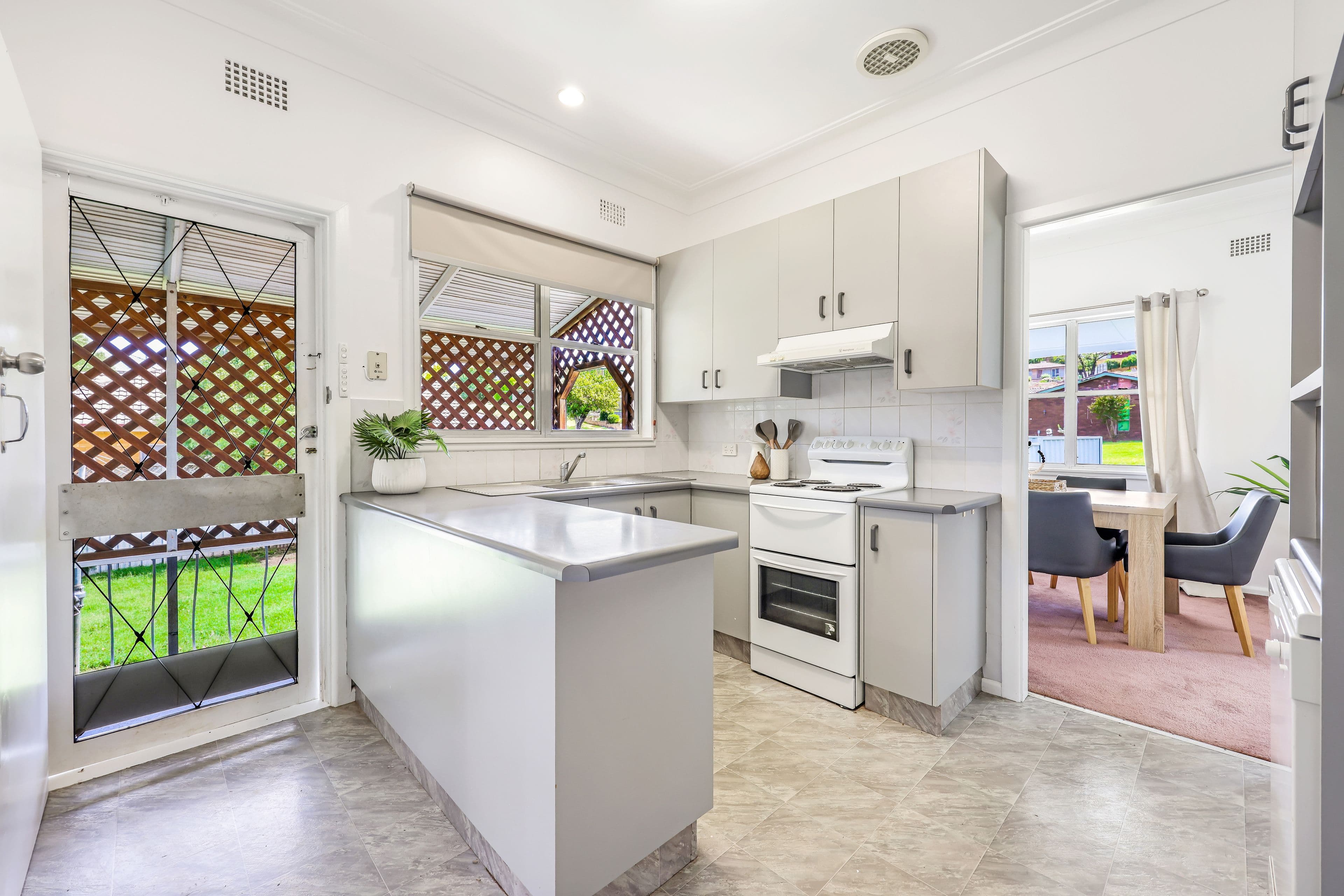 1 Sapphire Crescent, Tamworth NSW 2340, East Tamworth - Thumbnail 5