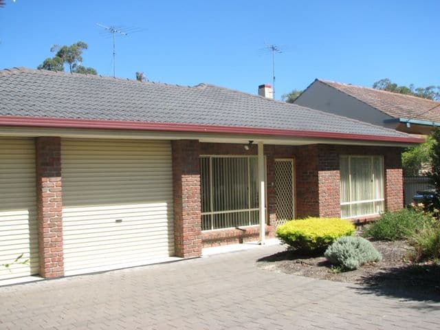 4 Field Avenue, VICTOR HARBOR SA 5211, Victor Harbor - Image 1