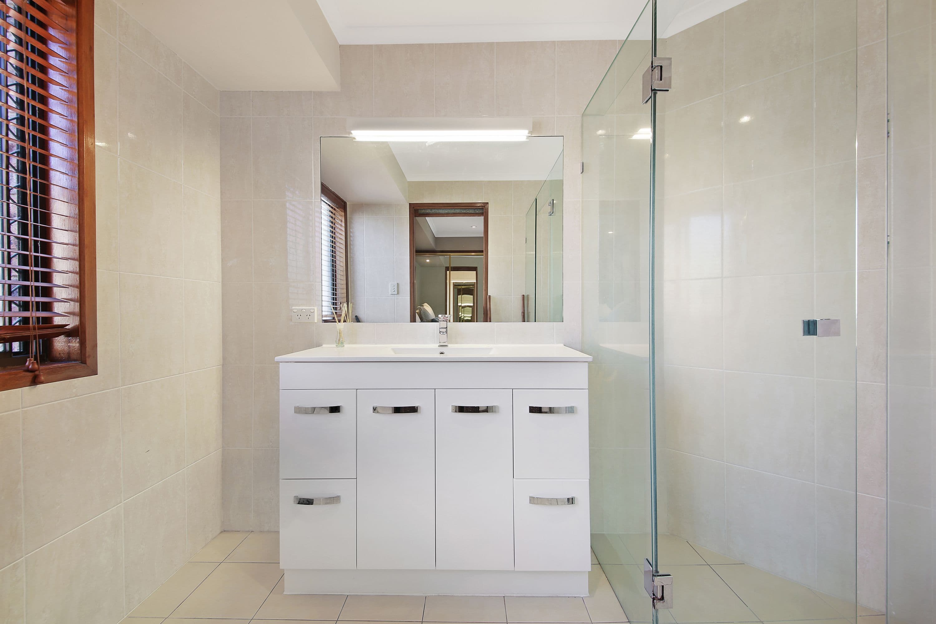 52 Bronzewing Close, Elanora QLD 4221, Elanora - Thumbnail 8