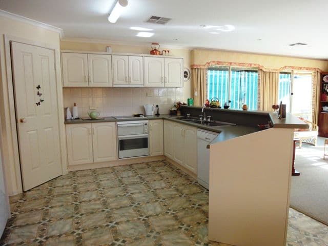 11 Mitchell Flat, BURRA SA 5417, Burra - Thumbnail 2