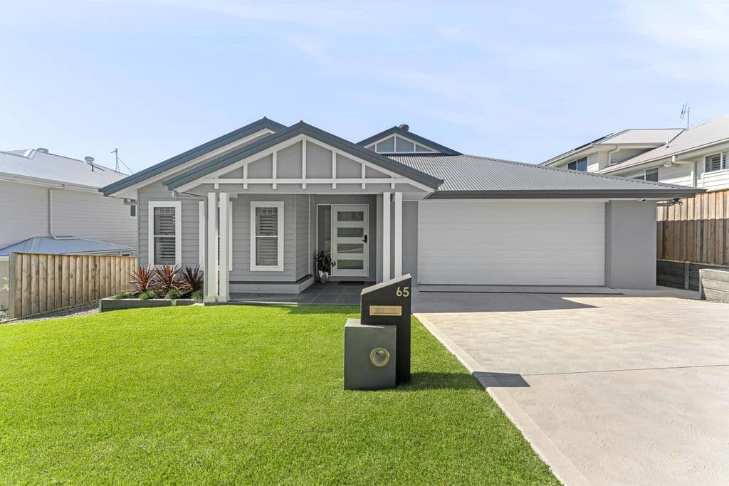 65 Woodbury Circuit, Catherine Hill Bay - Image 1