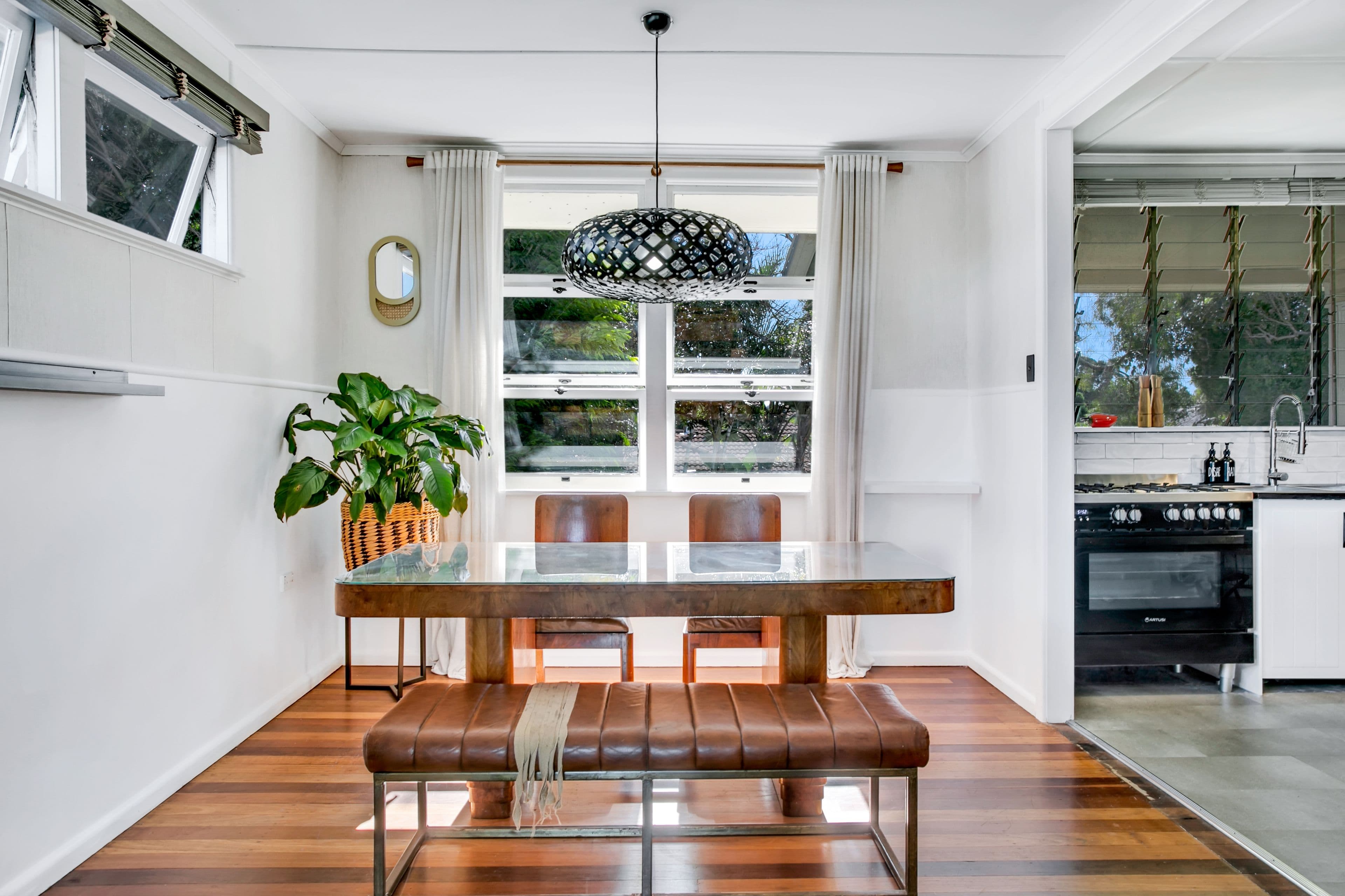 3 Barton Avenue, Southport QLD 4215, Southport - Thumbnail 3
