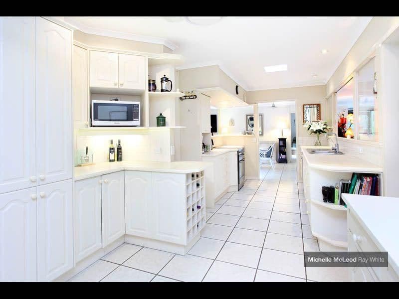 1 Yarawa Street, KENMORE QLD 4069, Kenmore - Thumbnail 7
