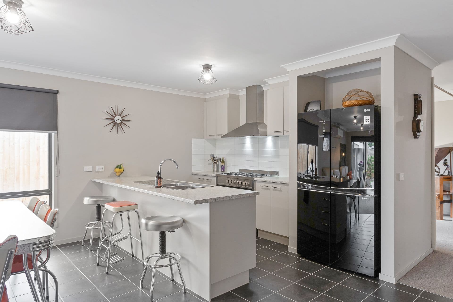 21 Phillip Island Road, Sunderland Bay VIC 3922, Sunderland Bay - Thumbnail 5
