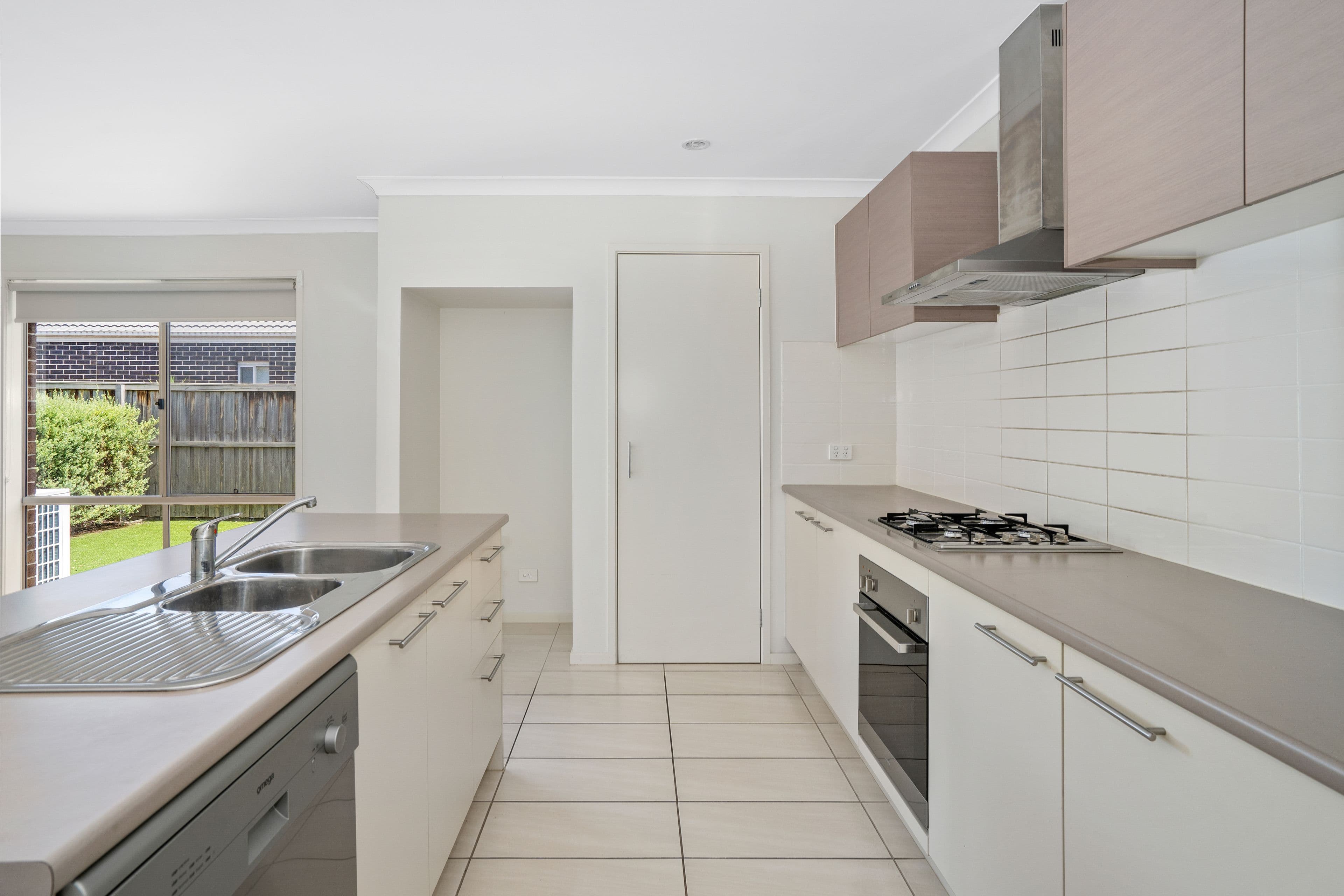12 Refuge Place, Doreen VIC 3754, Doreen - Thumbnail 4