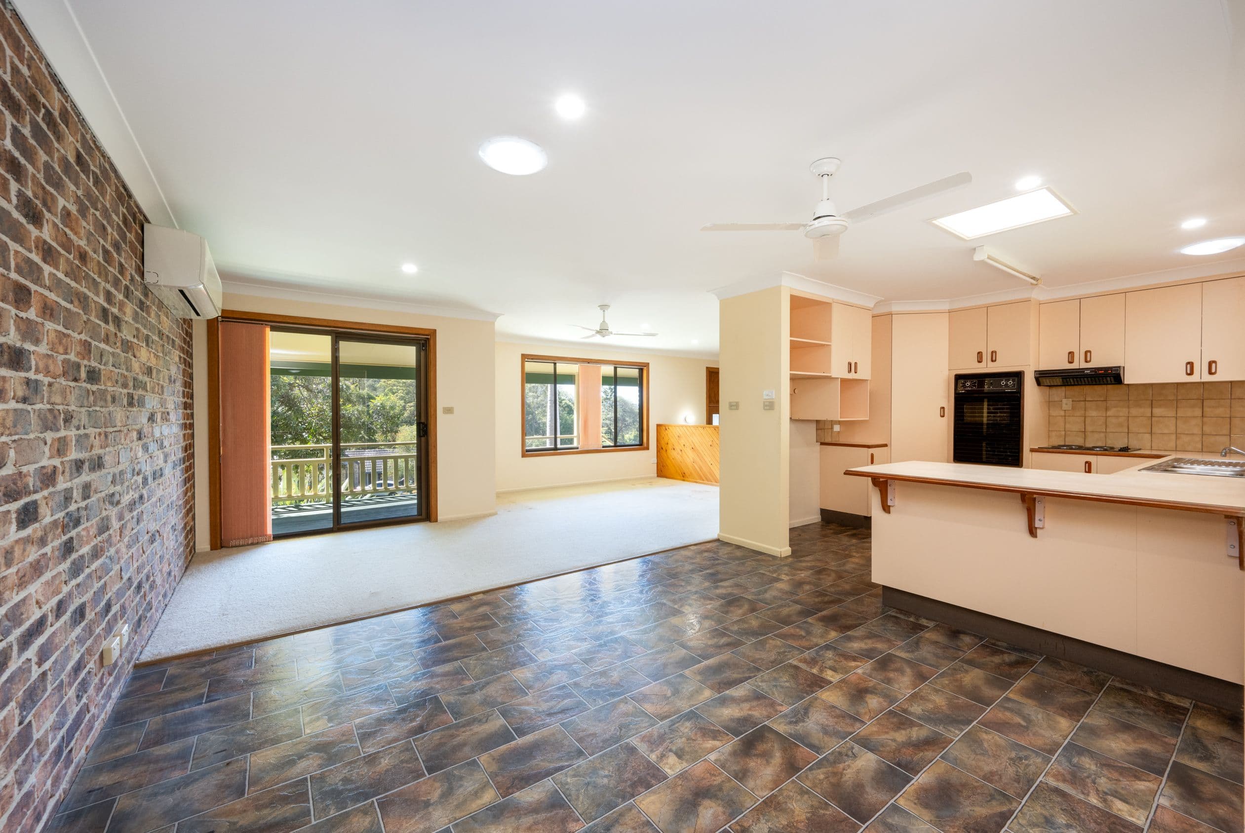 98 Combine Street, Coffs Harbour NSW 2450, Coffs Harbour - Thumbnail 5