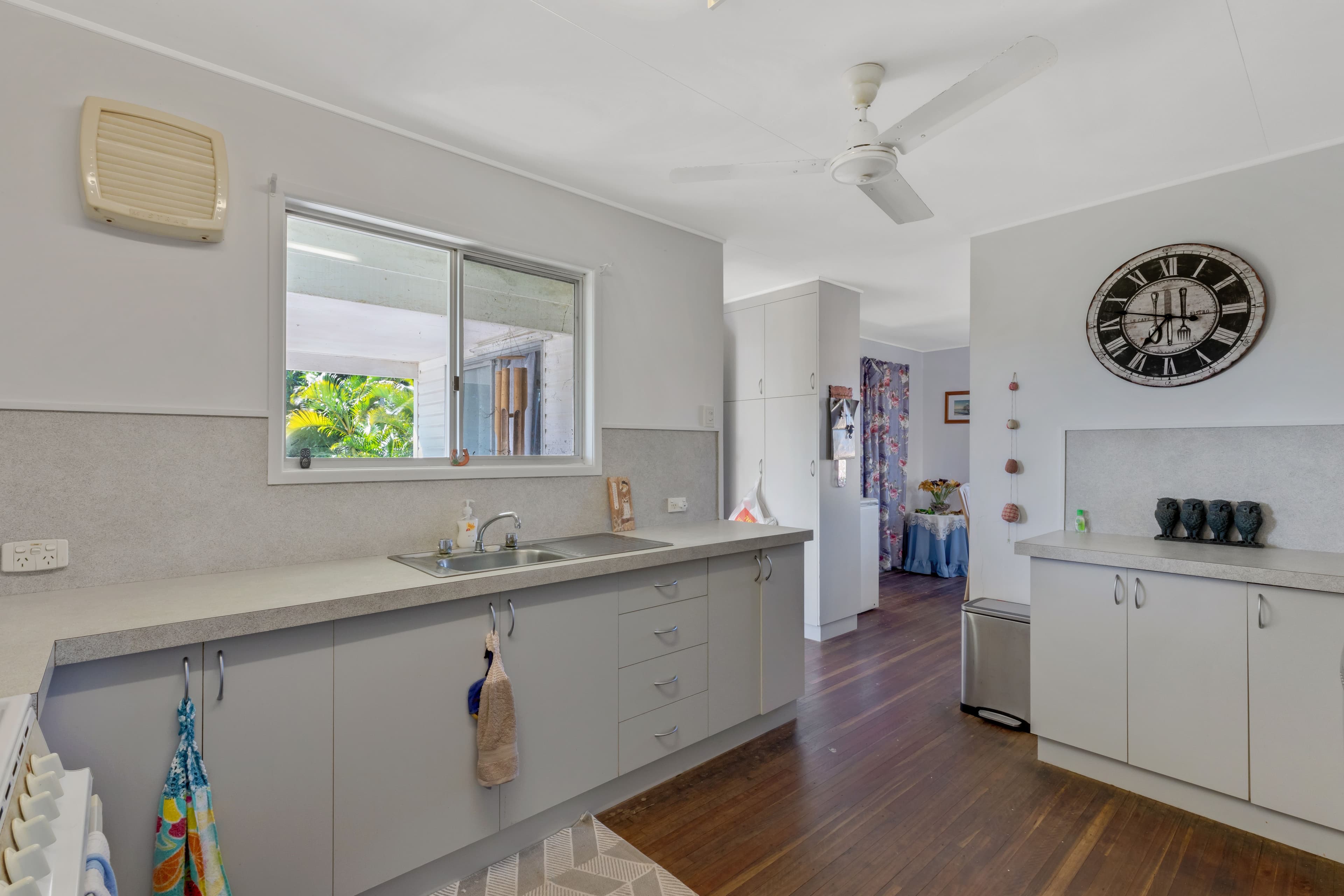 14 Holmes Drive, Beaconsfield QLD 4740, Beaconsfield - Thumbnail 8