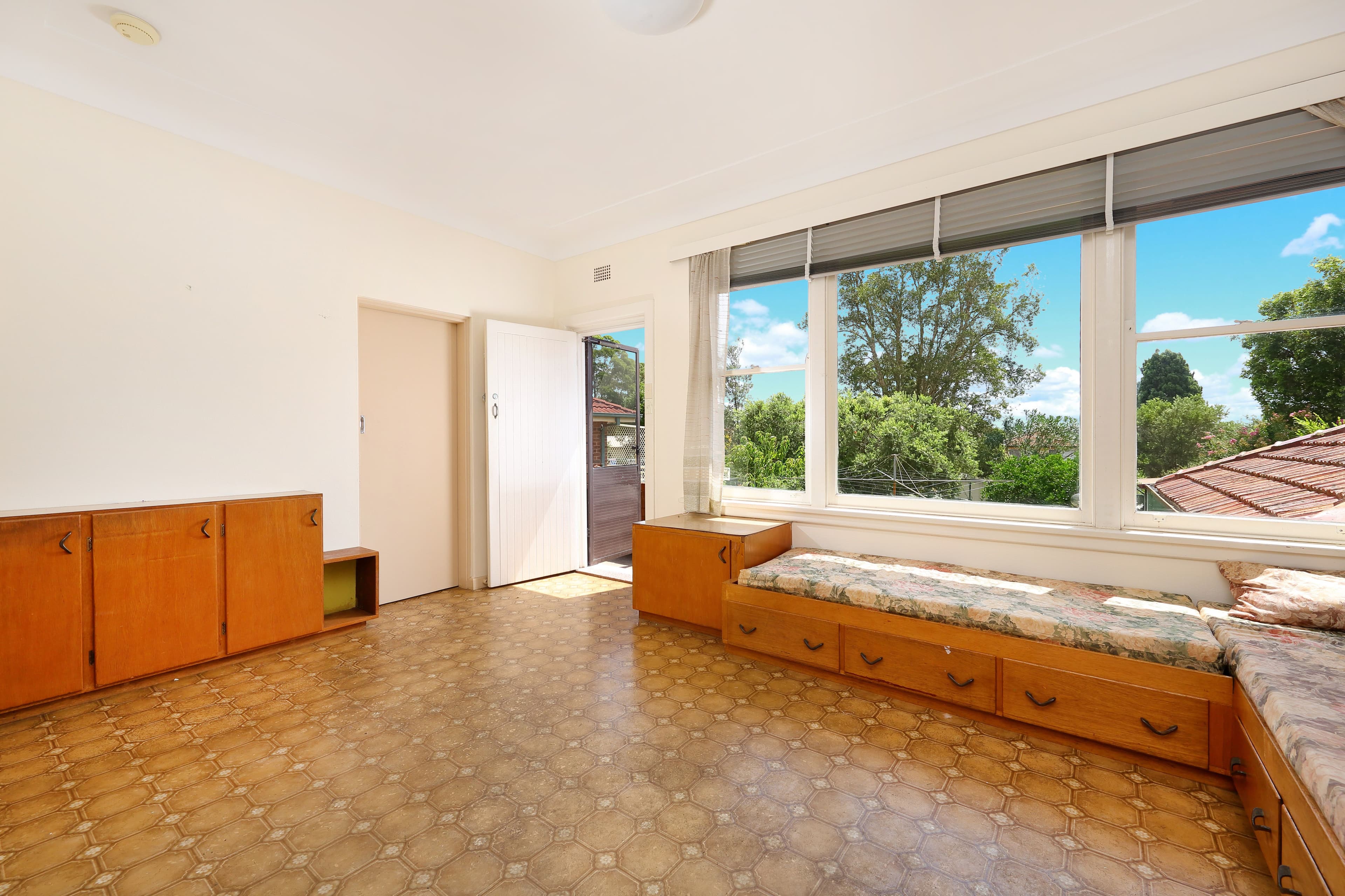 60 Oatley Park Avenue, Oatley - Thumbnail 4
