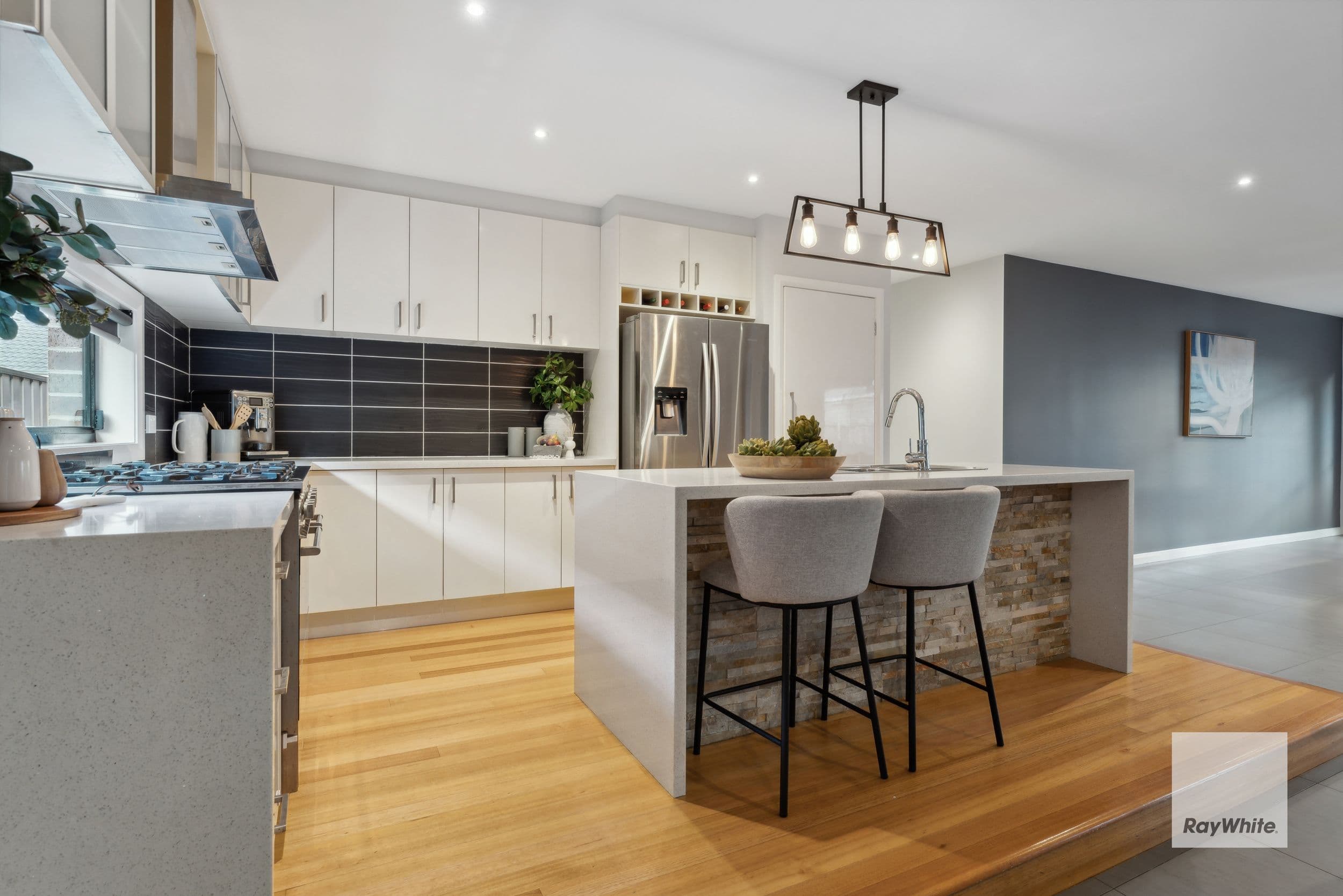 8 Forrest Street, Burnside Heights VIC 3023, Burnside Heights - Thumbnail 3