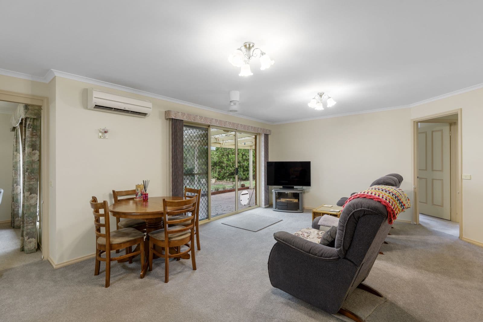 71 Silvester Street, Cobden VIC 3266, Cobden - Thumbnail 6