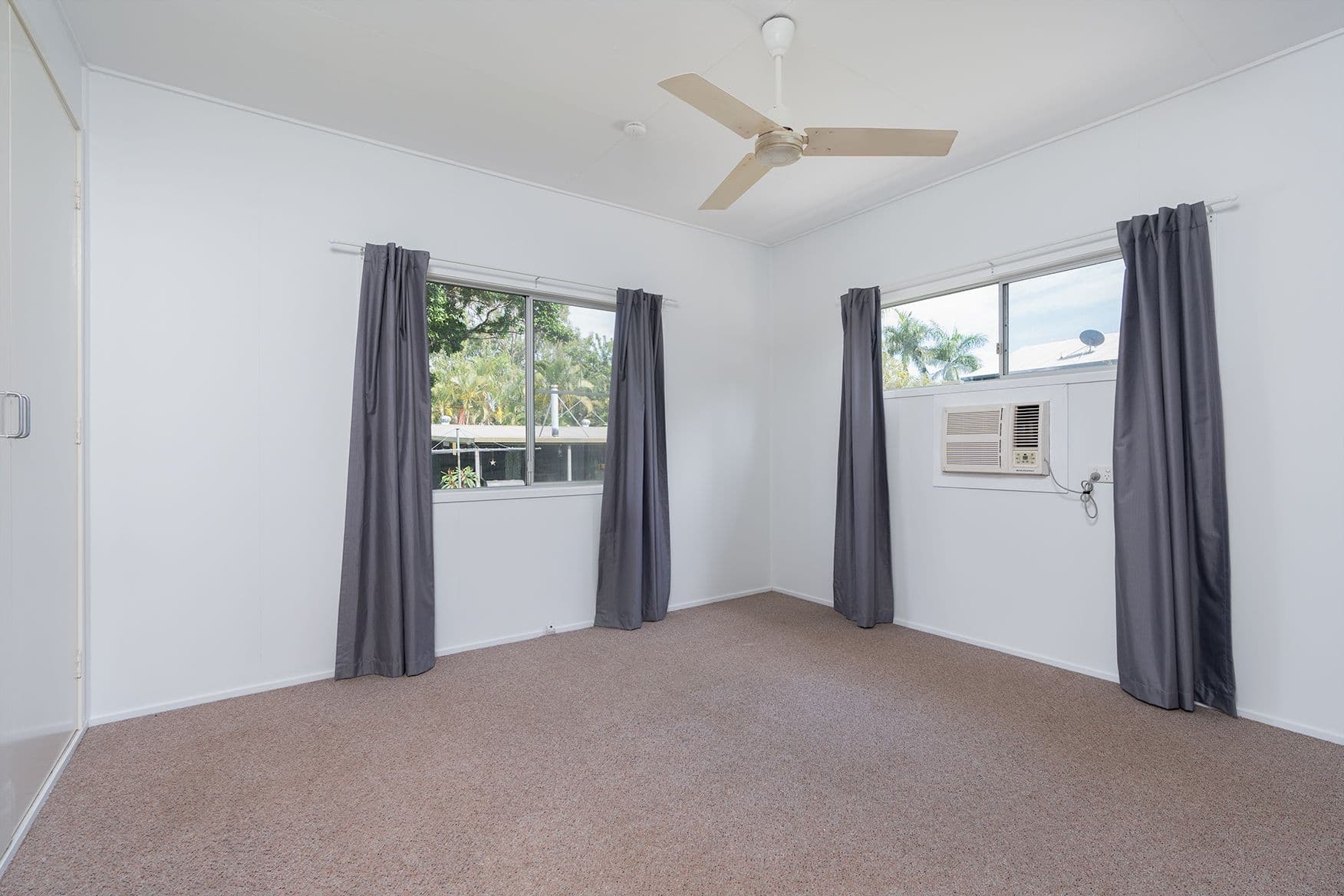 5 Leichhardt Street, Emerald QLD 4720, Emerald - Thumbnail 7