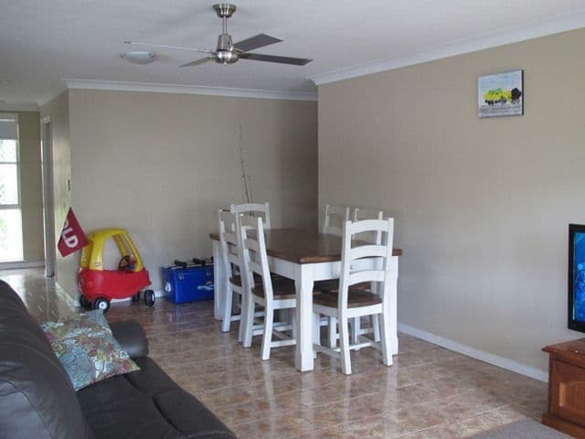 98 Seagull Avenue, MERMAID BEACH QLD 4218, Mermaid Beach - Thumbnail 2