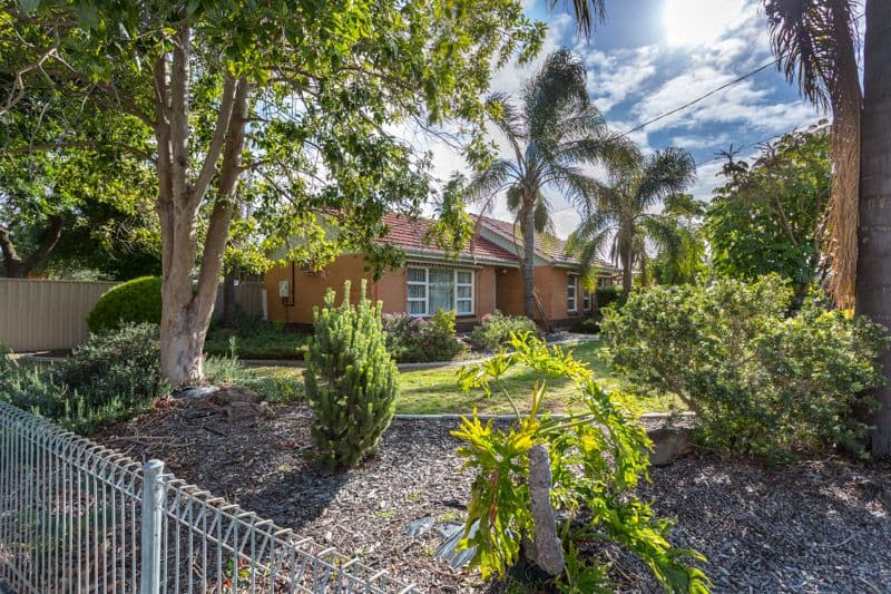 2 Audrey Avenue, Parafield Gardens SA 5107, Parafield Gardens - Thumbnail 2