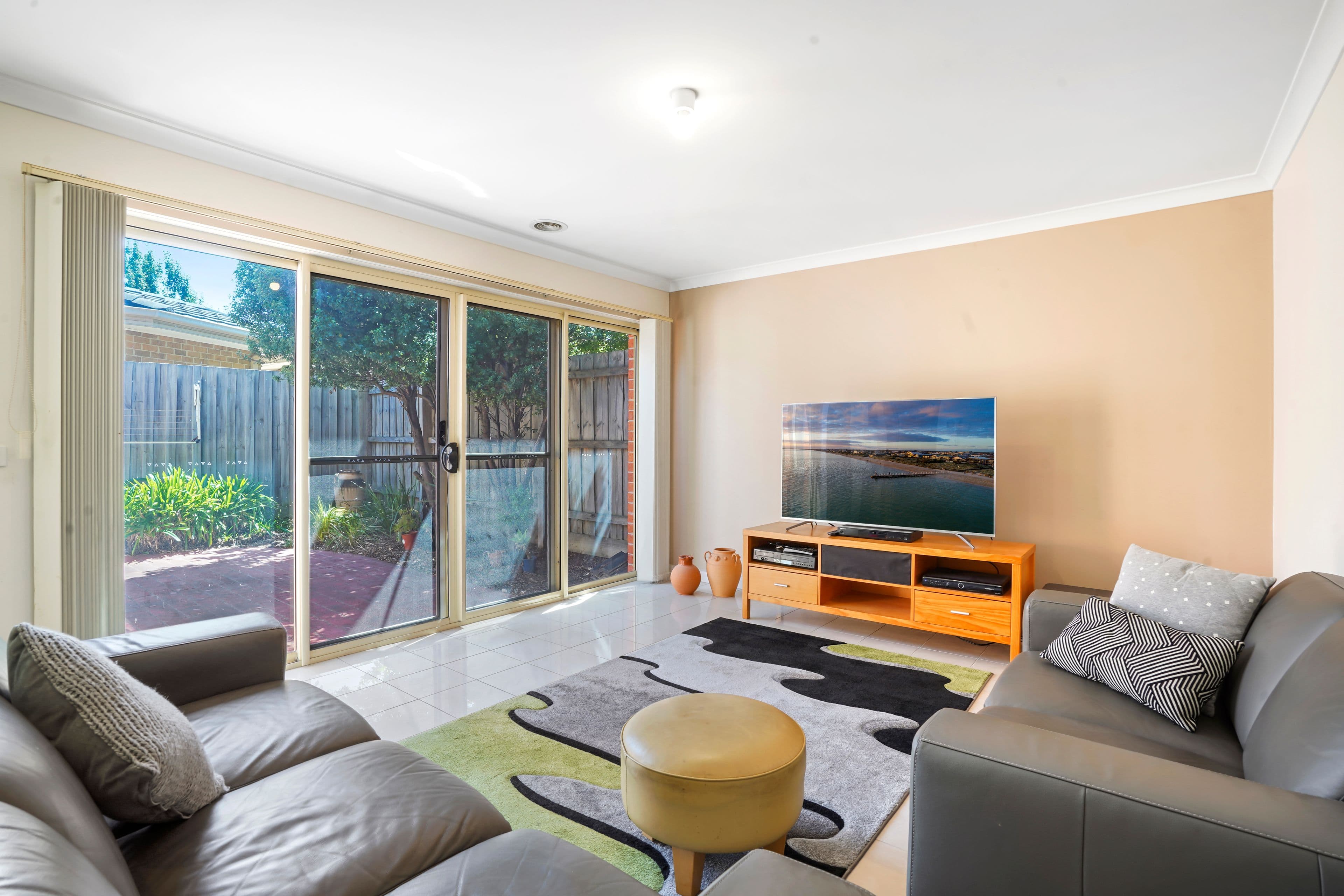15 Nockolds Crescent, Noble Park VIC 3174, Noble Park - Thumbnail 2
