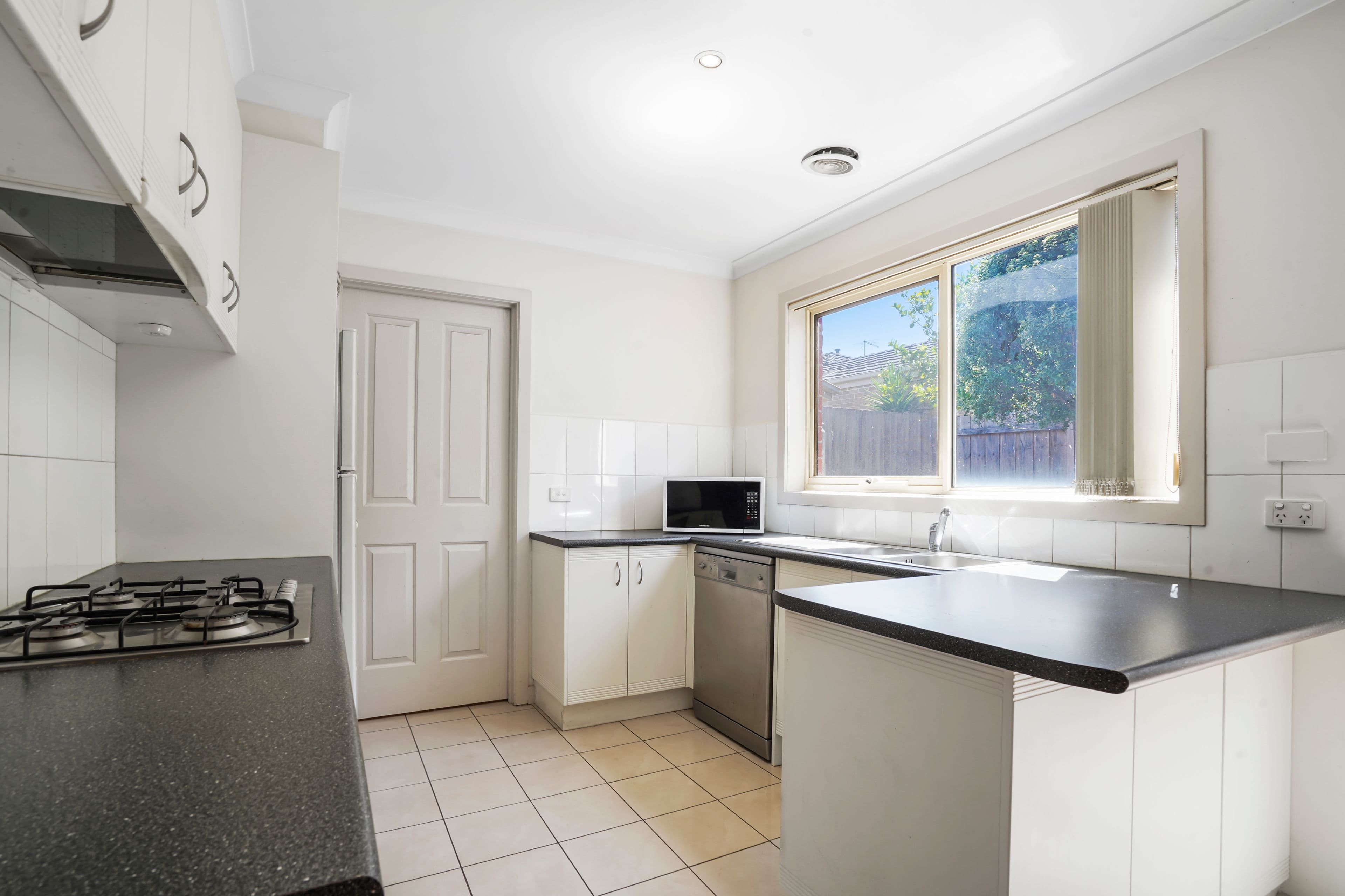 15 Nockolds Crescent, Noble Park VIC 3174, Noble Park - Thumbnail 5