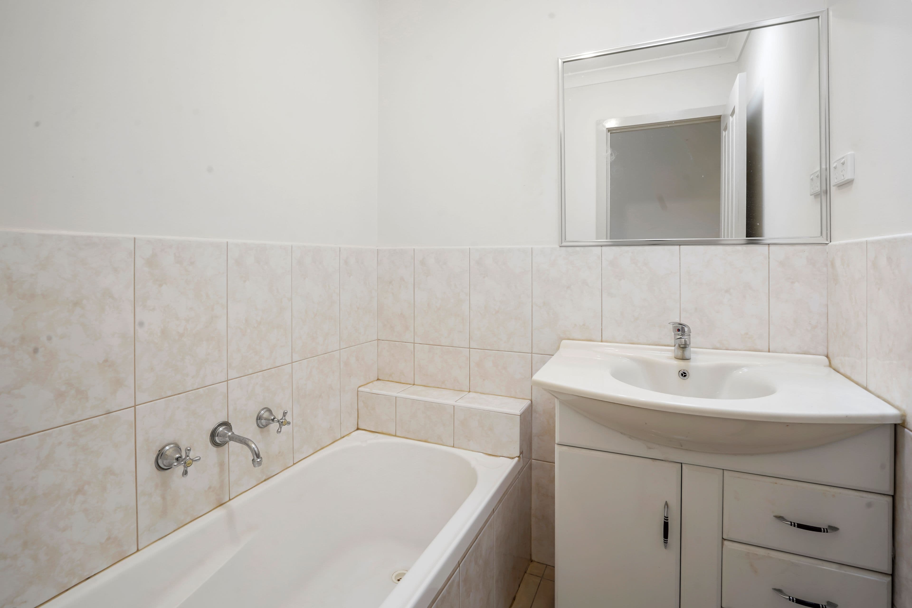 15 Nockolds Crescent, Noble Park VIC 3174, Noble Park - Thumbnail 8