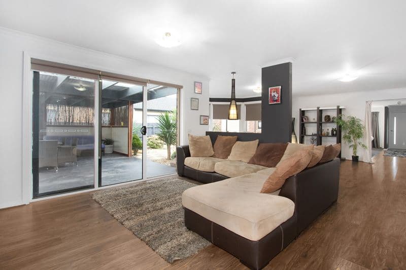 14 Bailey Boulevard, Koo Wee Rup VIC 3981, Koo Wee Rup - Thumbnail 3
