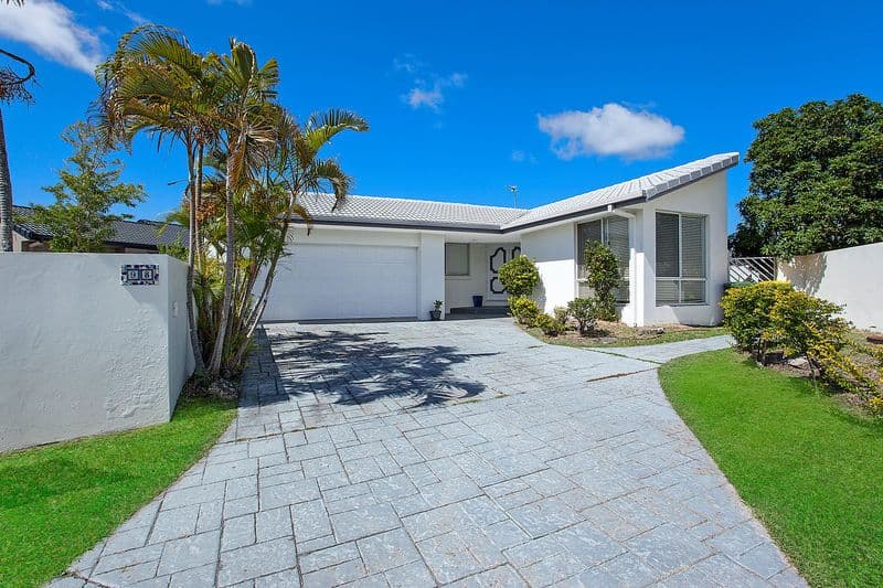 98 Dunlin Drive, BURLEIGH WATERS QLD 4220, Burleigh Waters - Thumbnail 2