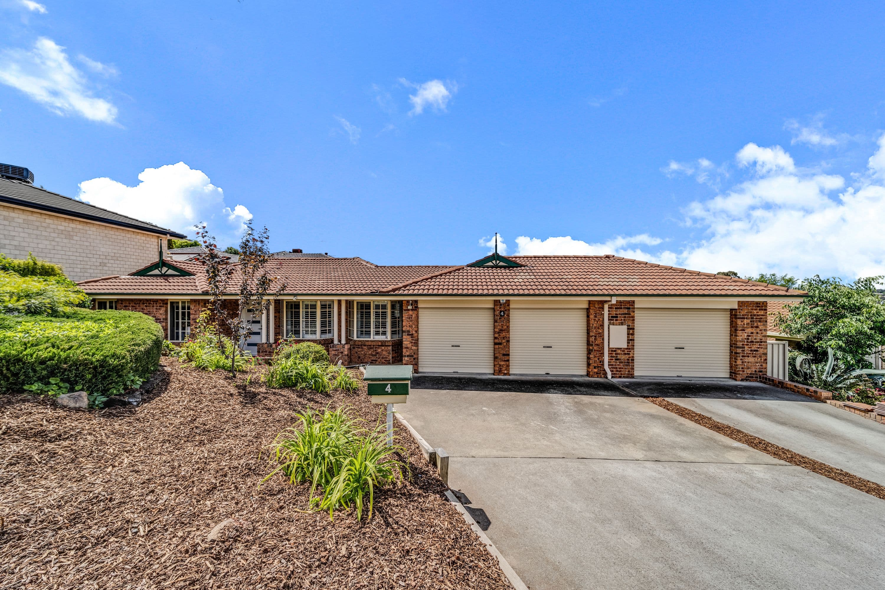 4 Slavin Place, Gordon ACT 2906, Gordon - Image 1