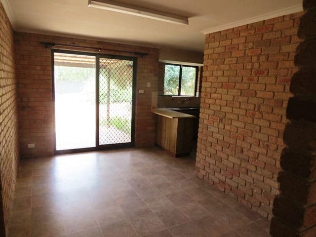 4 Glass Crescent, MAHOMETS FLATS WA 6530, Mahomets Flats - Thumbnail 6