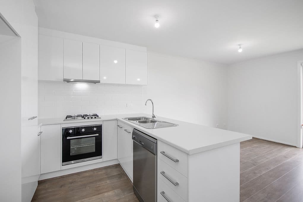 8 Sandalwood Road, Davoren Park SA 5113, Davoren Park - Thumbnail 4