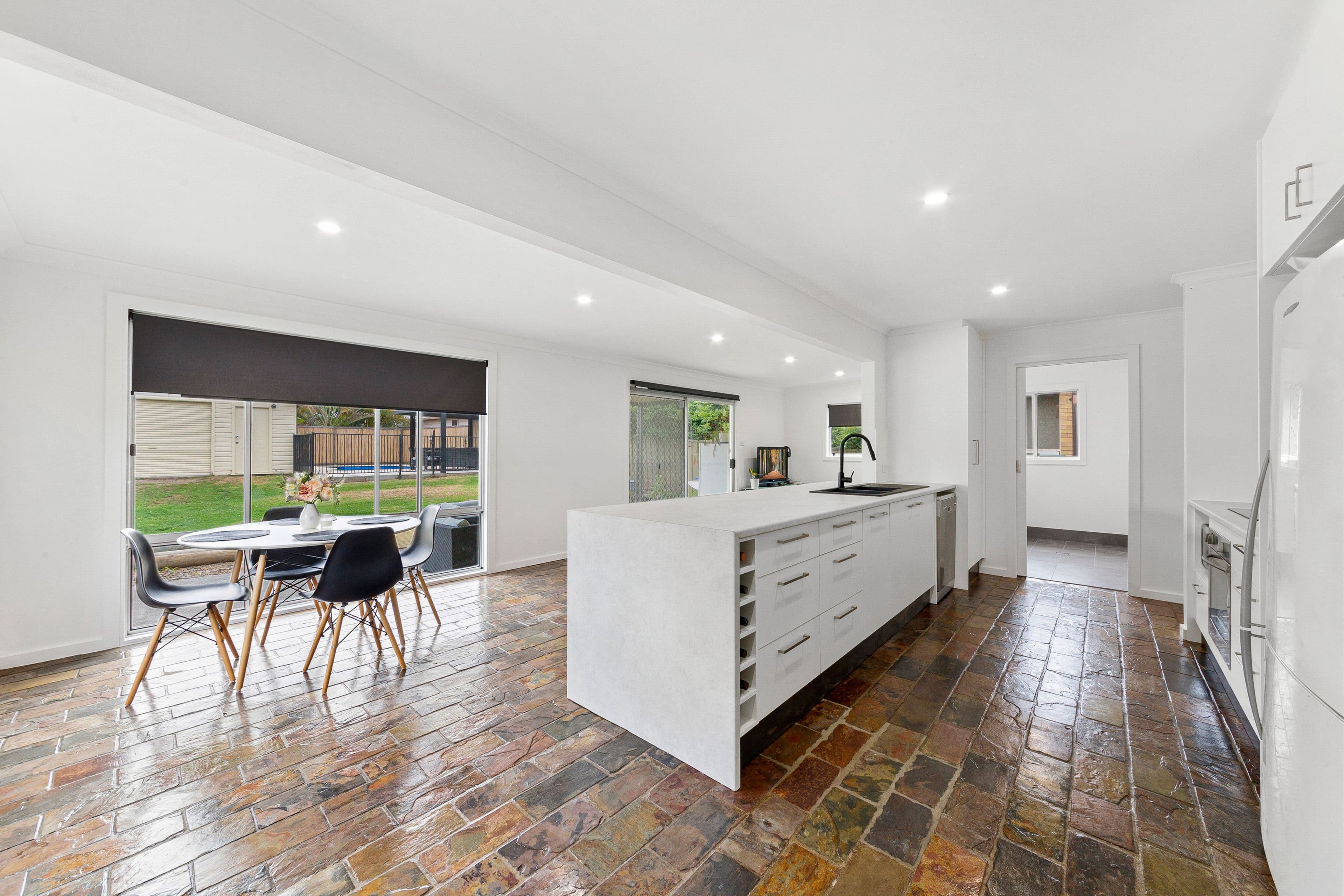 17 Kanimbla Avenue, Charmhaven NSW 2263, Charmhaven - Thumbnail 2