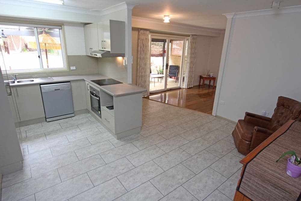 25 Balfour Close, Springfield - Thumbnail 5