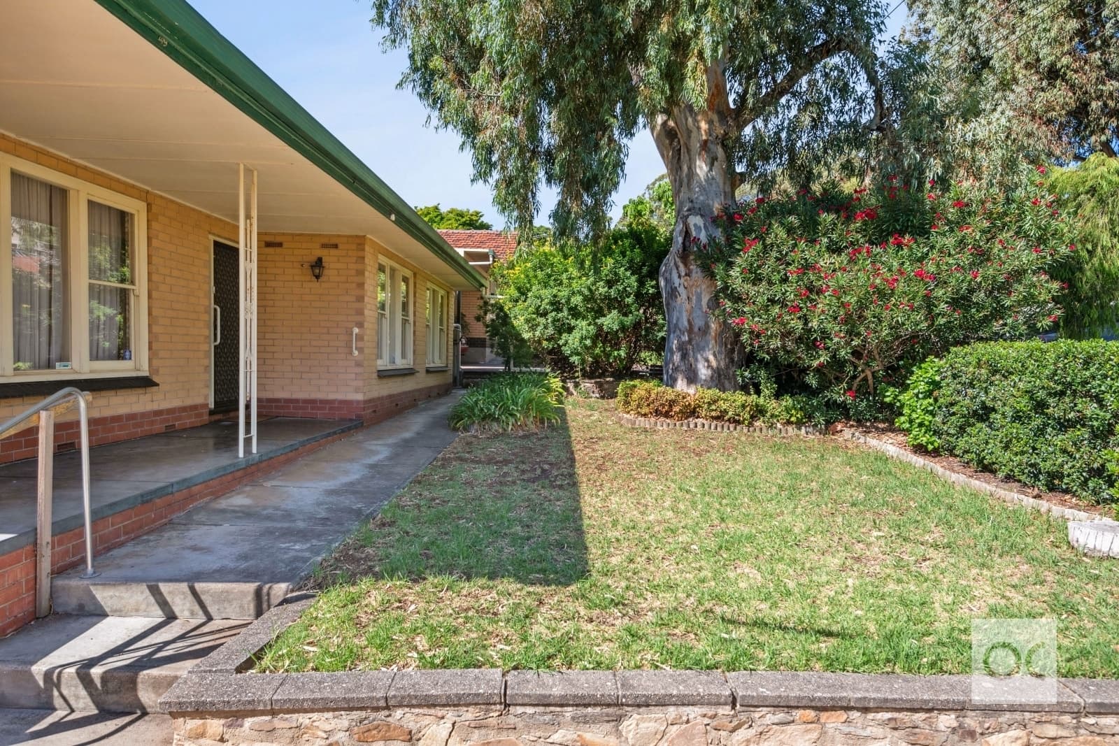 49 O'neil Street, Panorama - Thumbnail 4