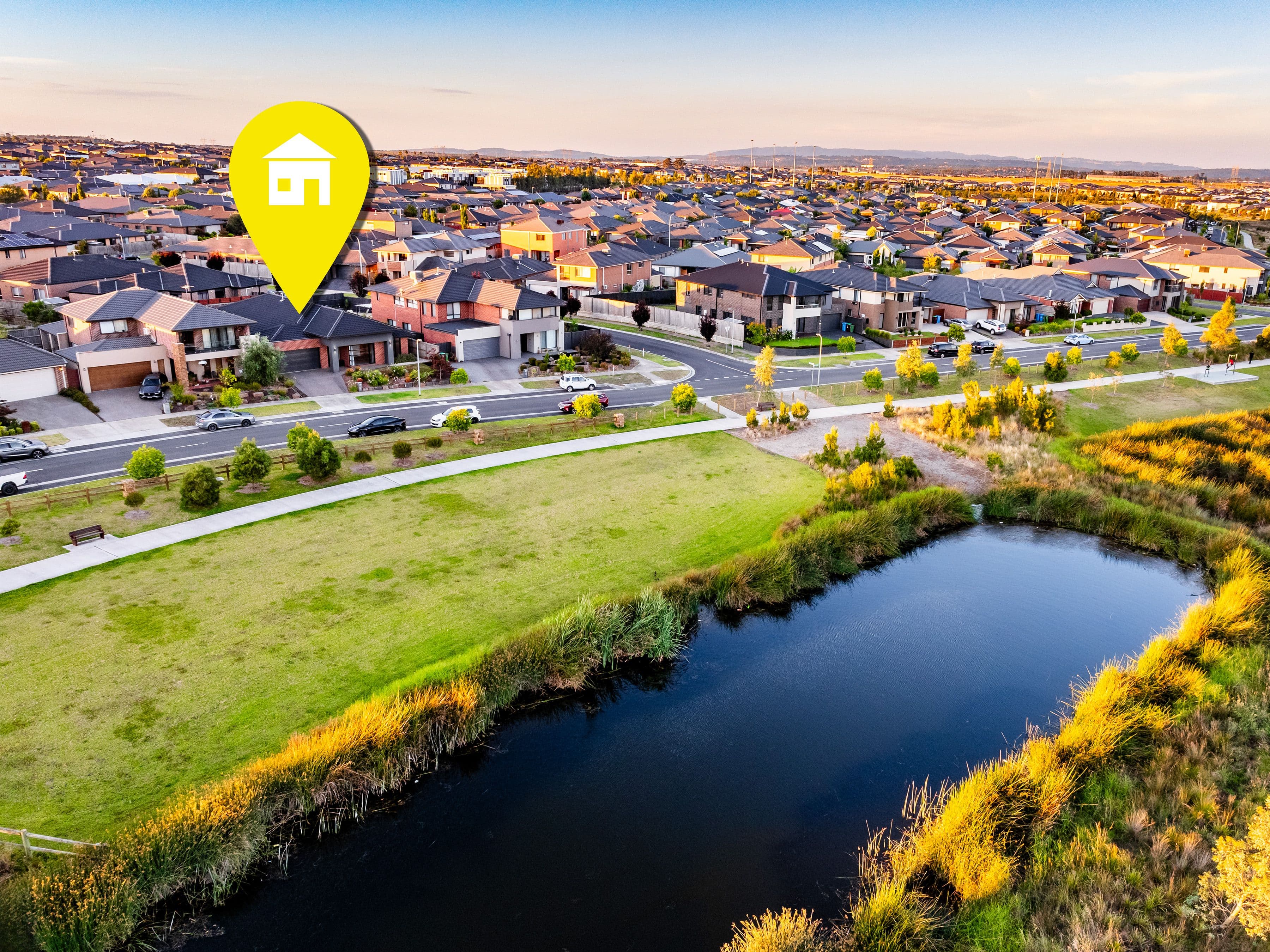5 Reflections Boulevard, Clyde North VIC 3978, Clyde North - Thumbnail 2