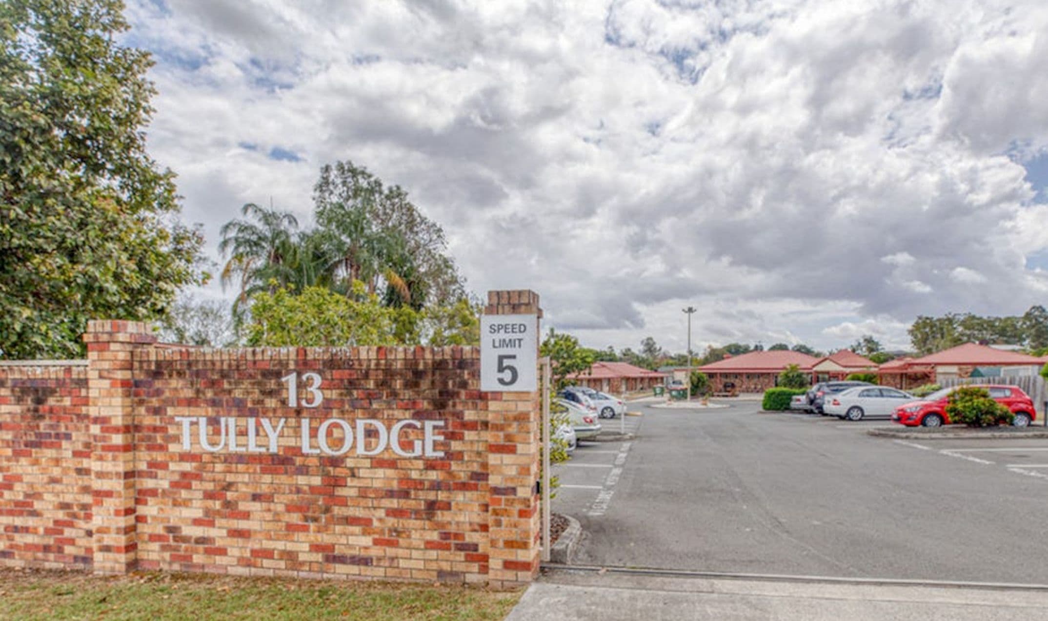 13 Thomas Street, Goodna QLD 4300, Goodna - Thumbnail 3