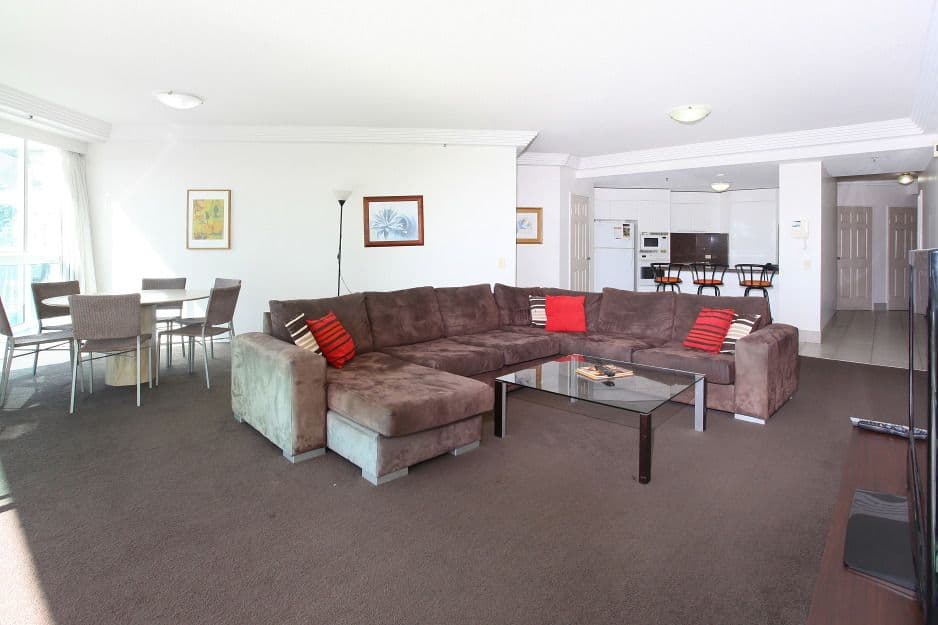 12 'Carmel By The Sea', 177 Old Burleigh Road, BROADBEACH QLD 4218, Broadbeach - Thumbnail 3