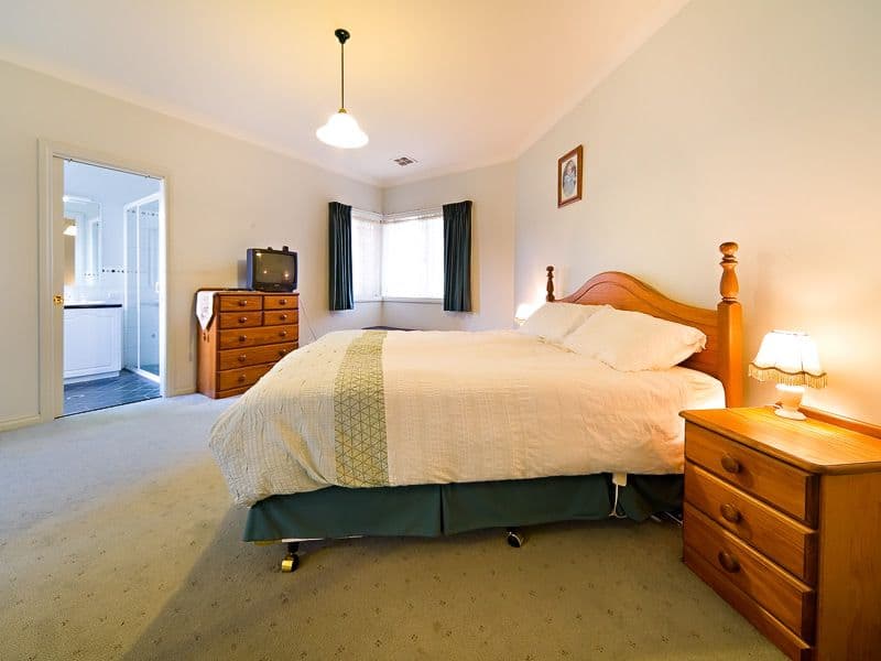 310 Diggers Road, LAVINGTON NSW 2641, Lavington - Thumbnail 7