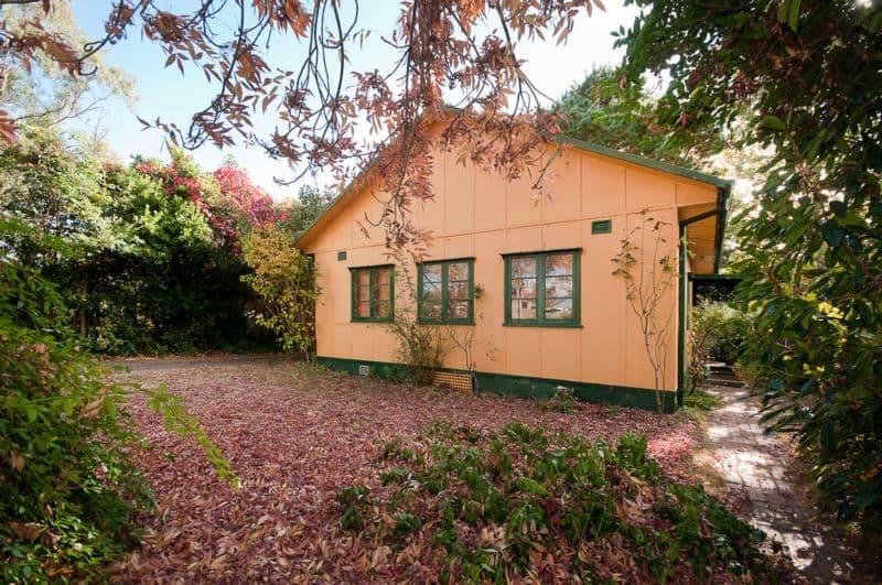 11 Nimbin Street, NARRABUNDAH ACT 2604, Narrabundah - Image 1