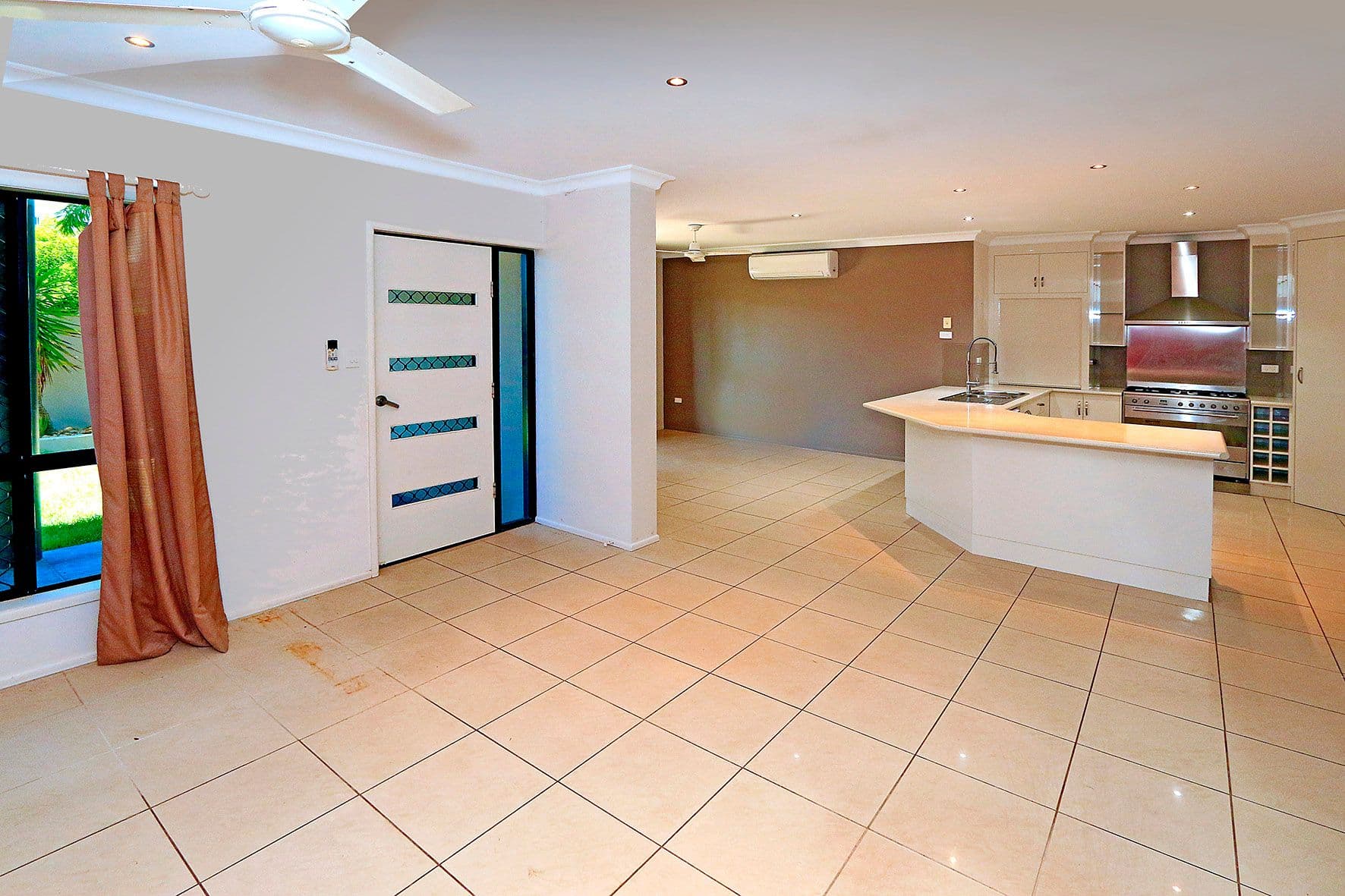 16a Todd Avenue, Yeppoon QLD 4703, Yeppoon - Thumbnail 3