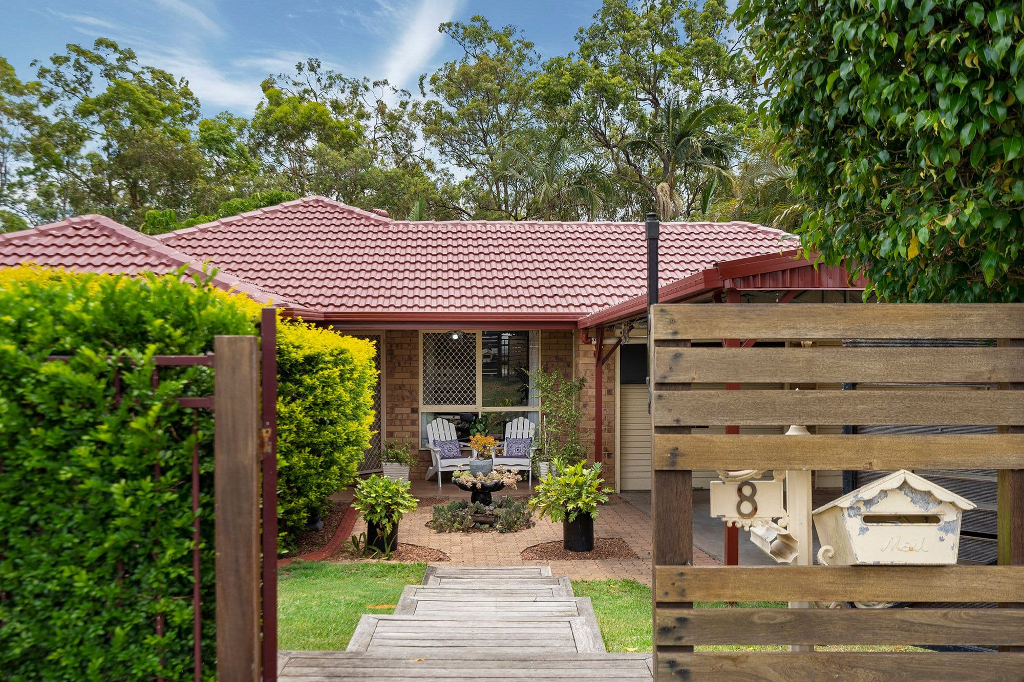 8 Robinson Court, Berrinba QLD 4117, Berrinba - Thumbnail 2